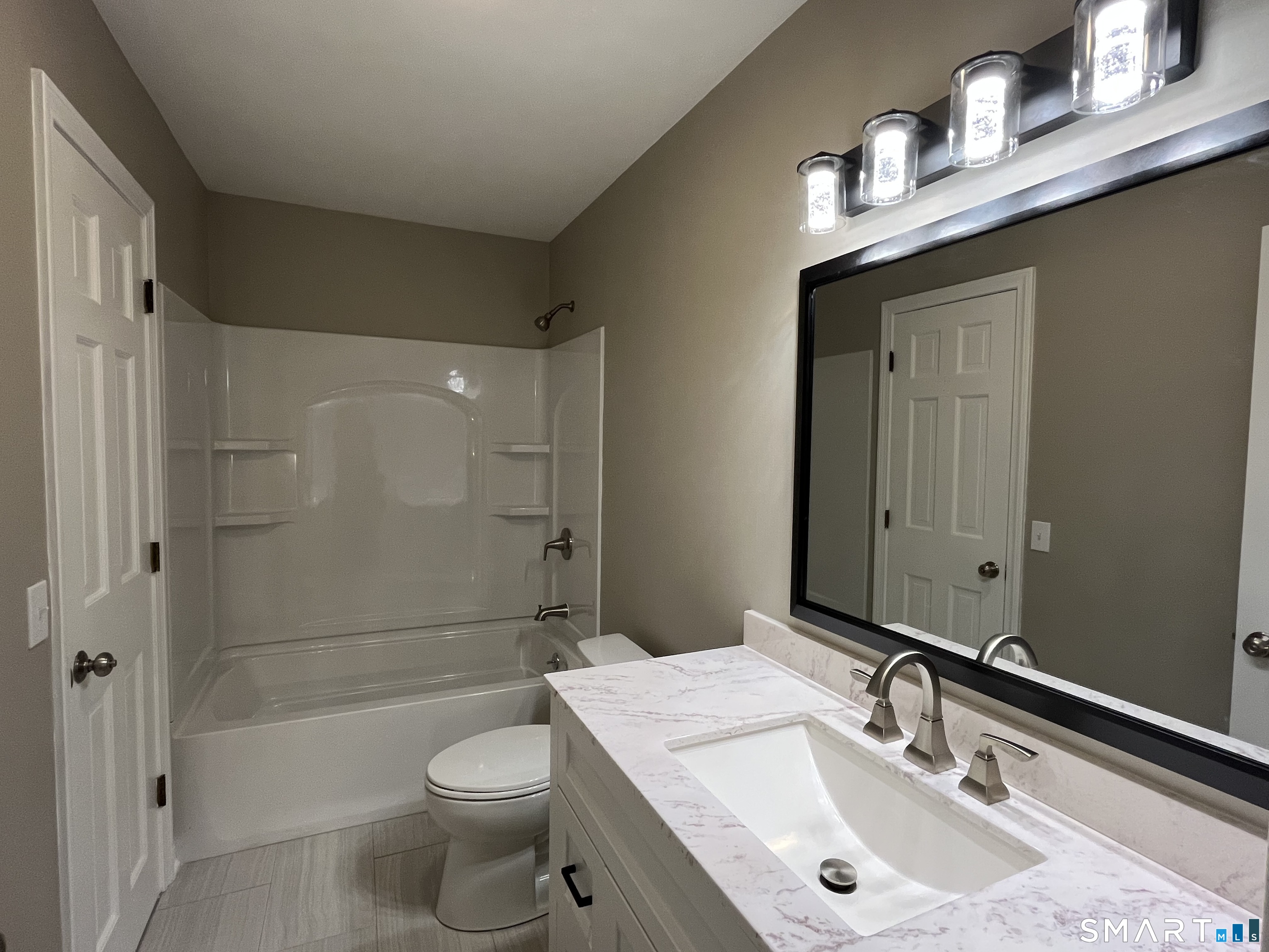 124 Colonial Hill Drive Wallingford CT 06492