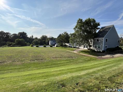 124 Colonial Hill Drive Wallingford CT 06492