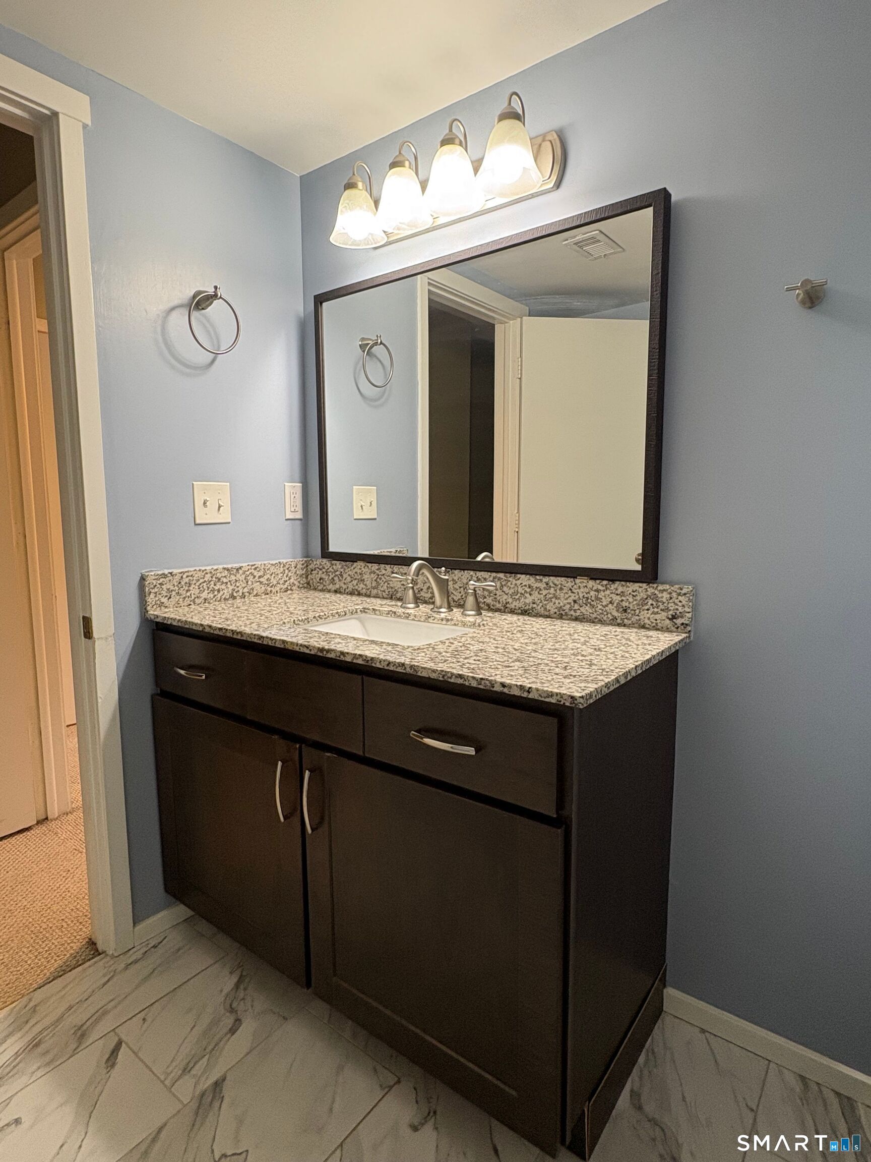 3 Willow Lane Avon CT 06001