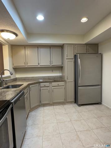 3 Willow Lane Avon CT 06001