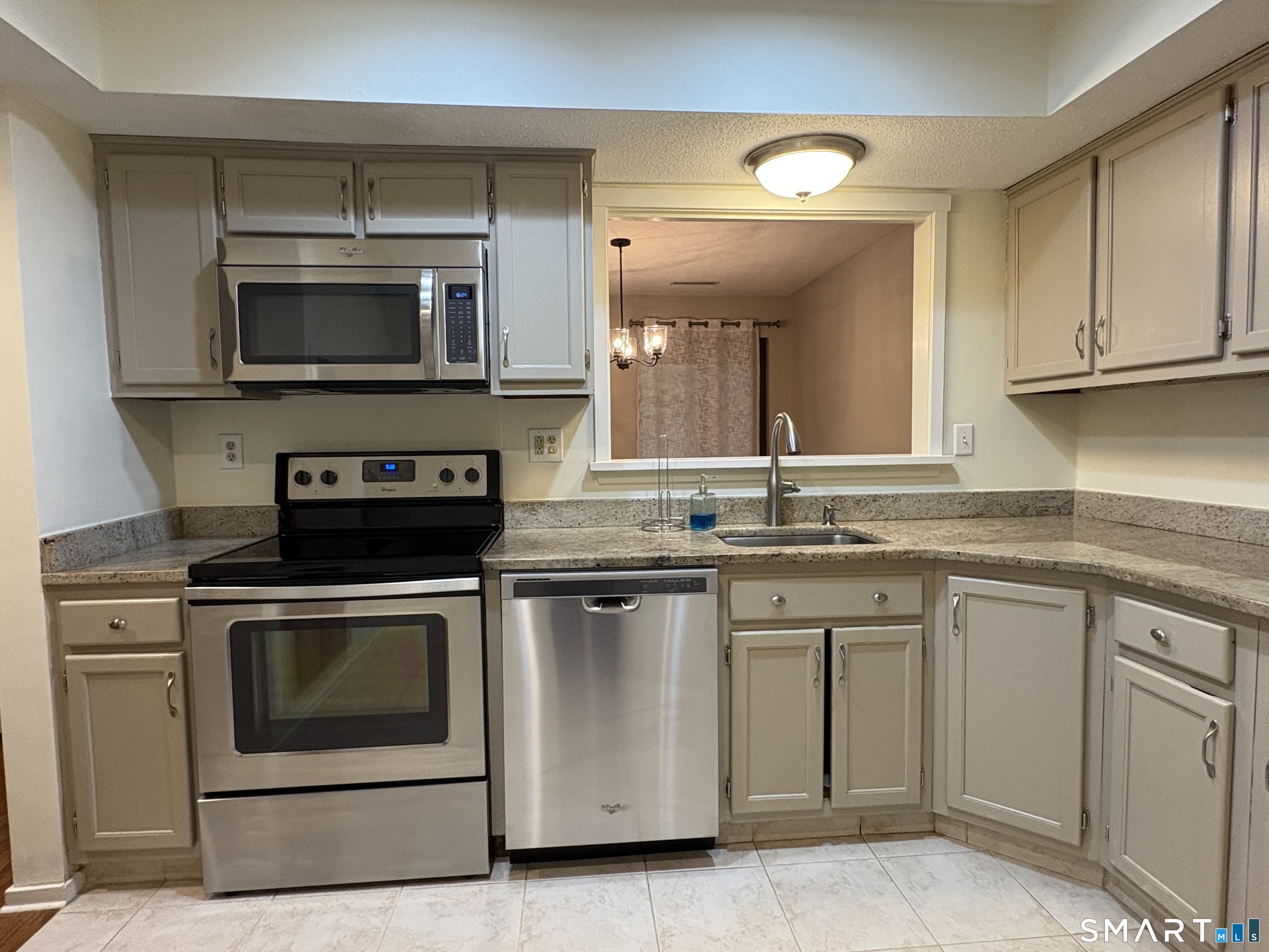 3 Willow Lane Avon CT 06001