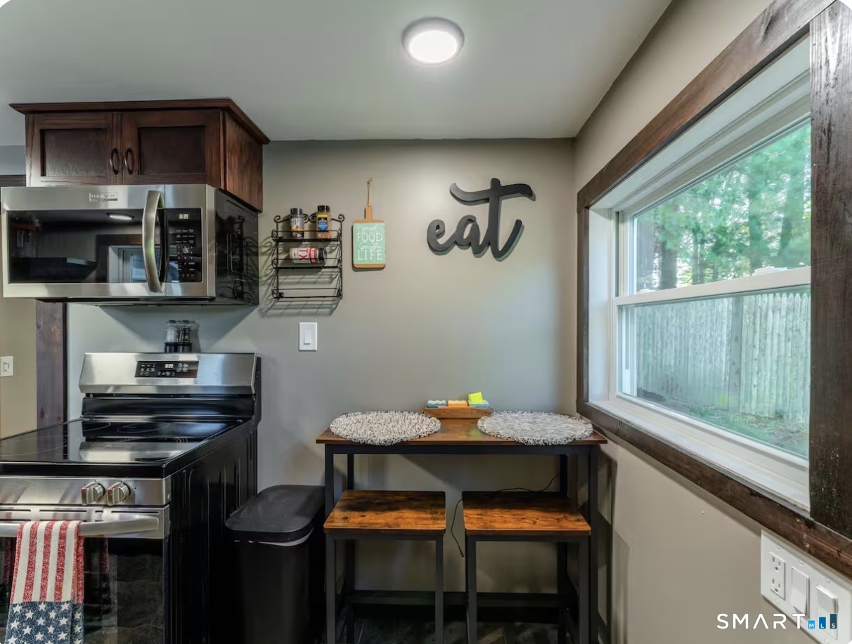 37 Sheldon Circle Griswold CT 06351