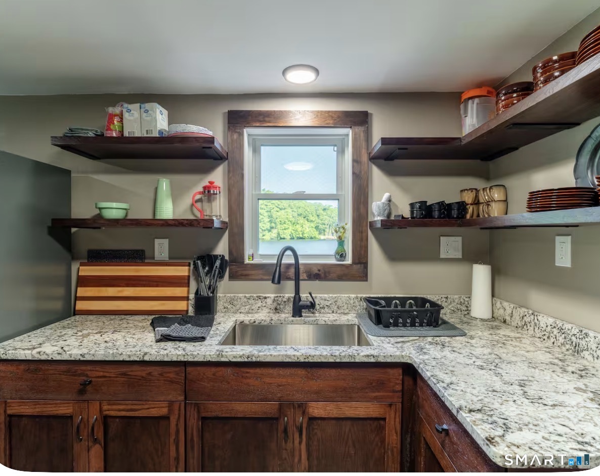 37 Sheldon Circle Griswold CT 06351