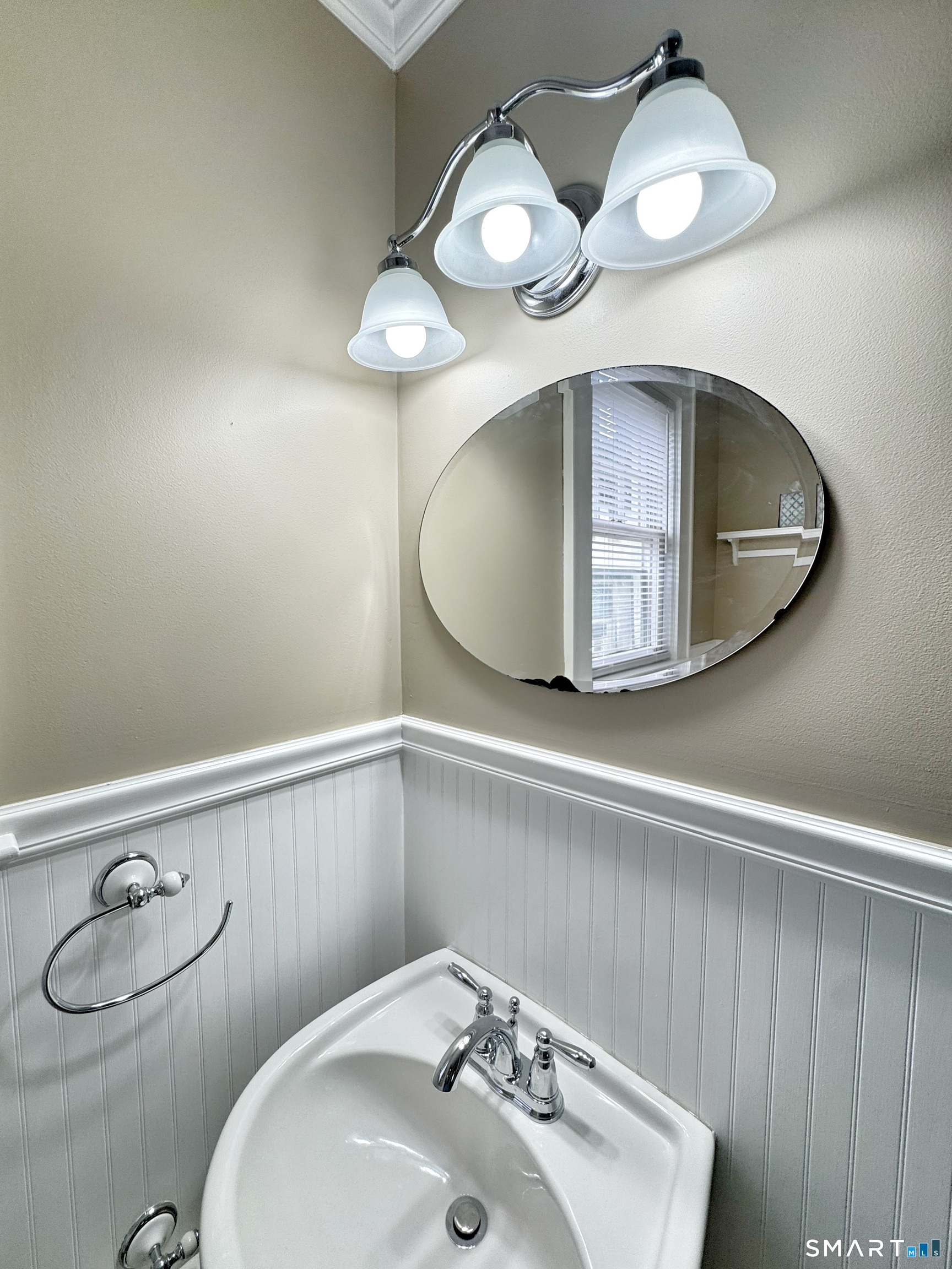 14 Woodbury Avenue Norwalk CT 06850