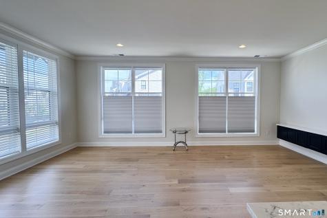 25 Brentwood Circle Danbury CT 06810