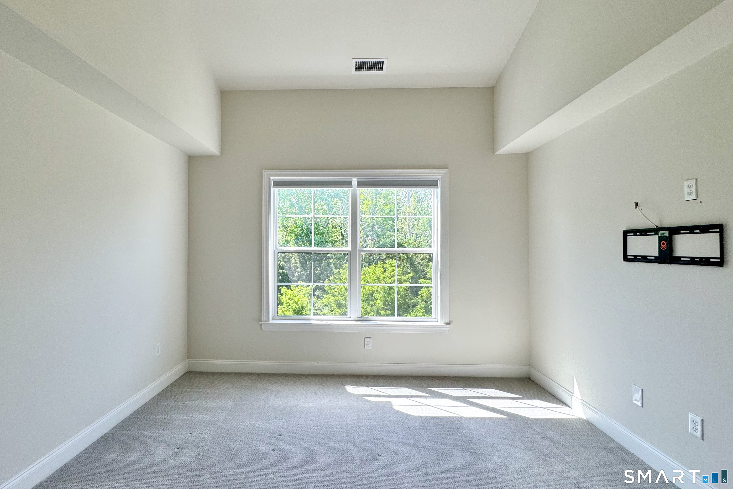 25 Brentwood Circle Danbury CT 06810
