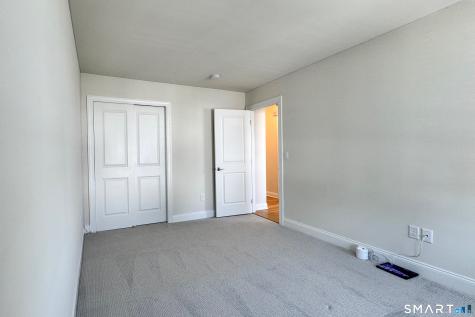 25 Brentwood Circle Danbury CT 06810