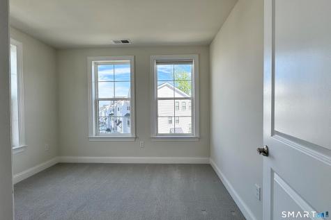 25 Brentwood Circle Danbury CT 06810