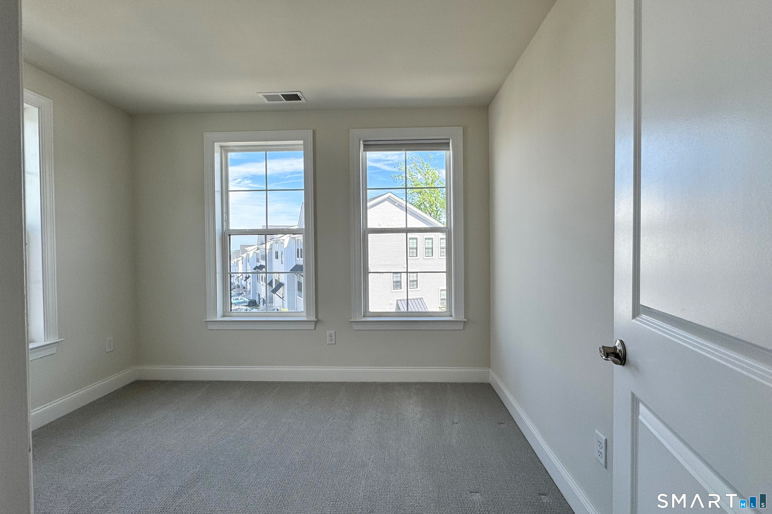 25 Brentwood Circle Danbury CT 06810