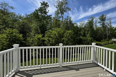 25 Brentwood Circle Danbury CT 06810
