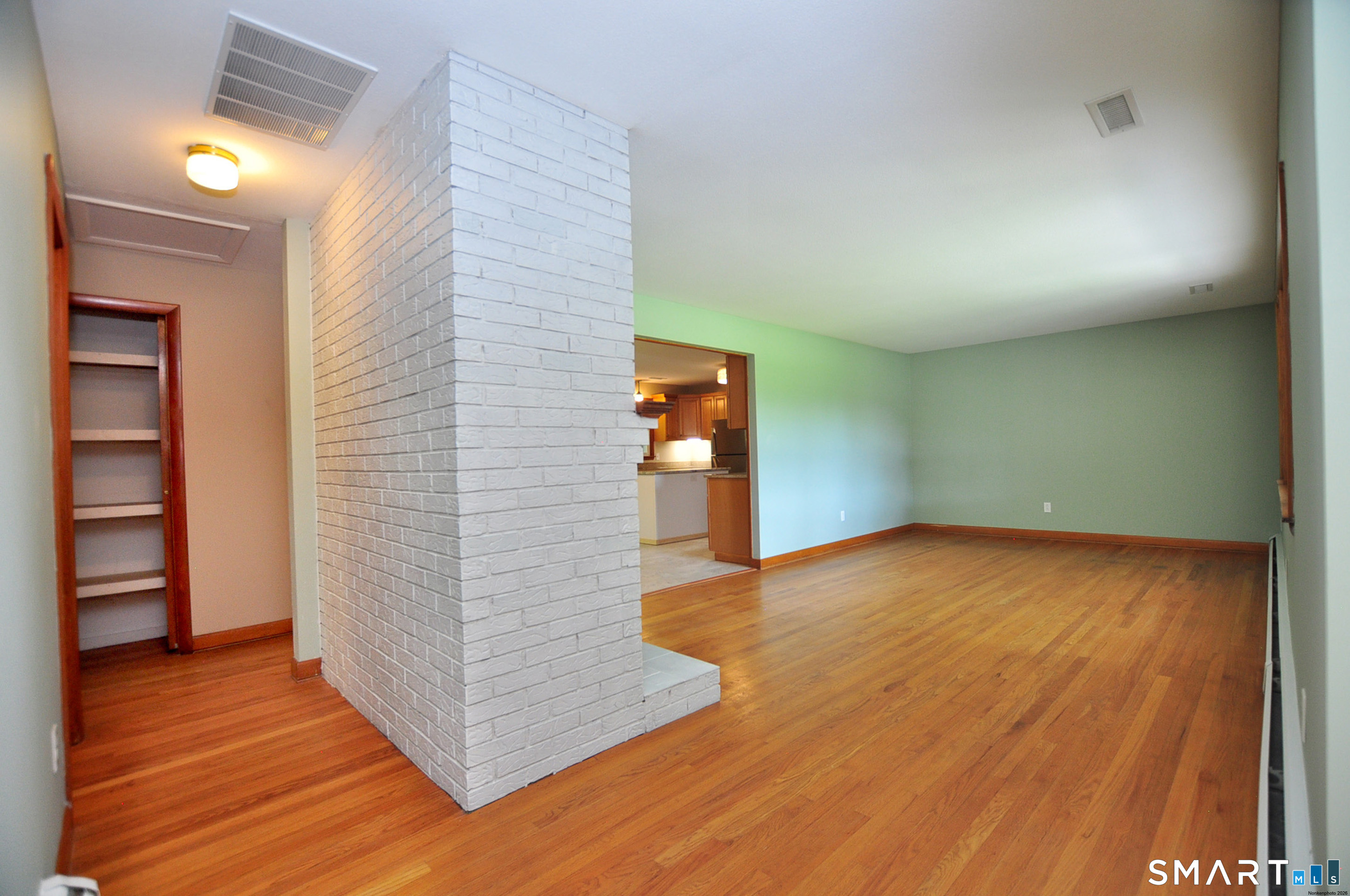 84 Holcomb Street East Granby CT 06026