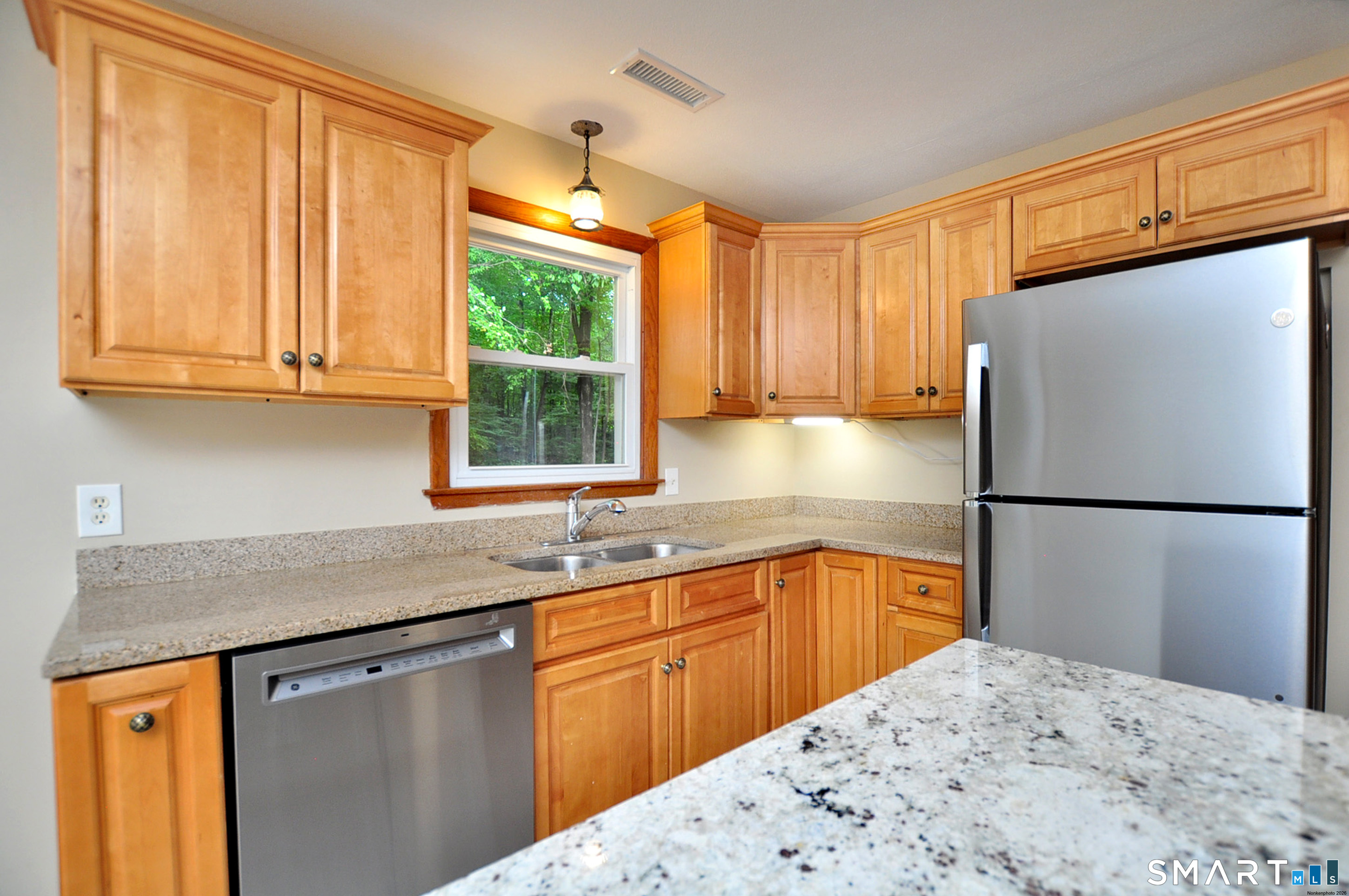 84 Holcomb Street East Granby CT 06026