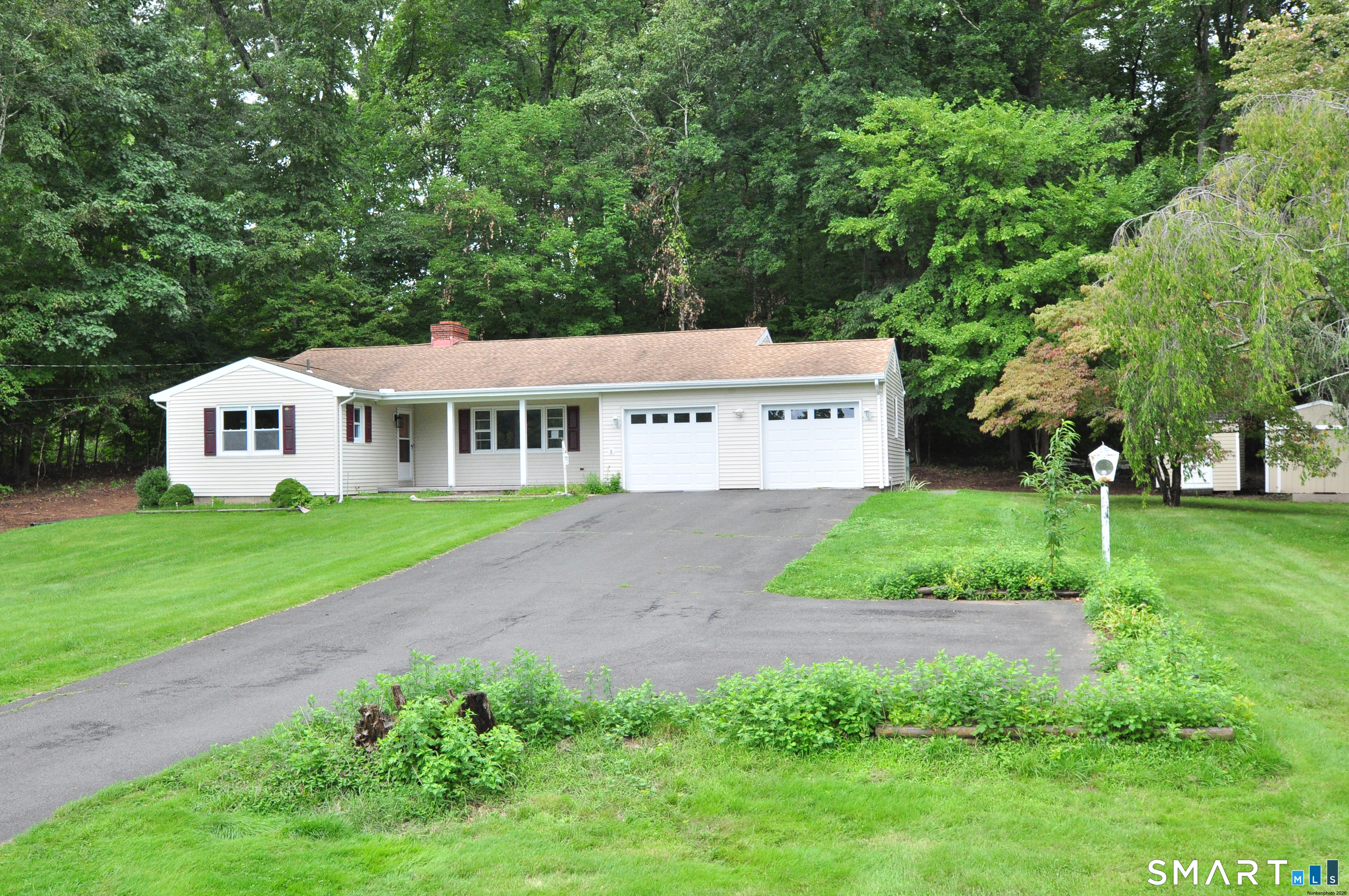 84 Holcomb Street East Granby CT 06026