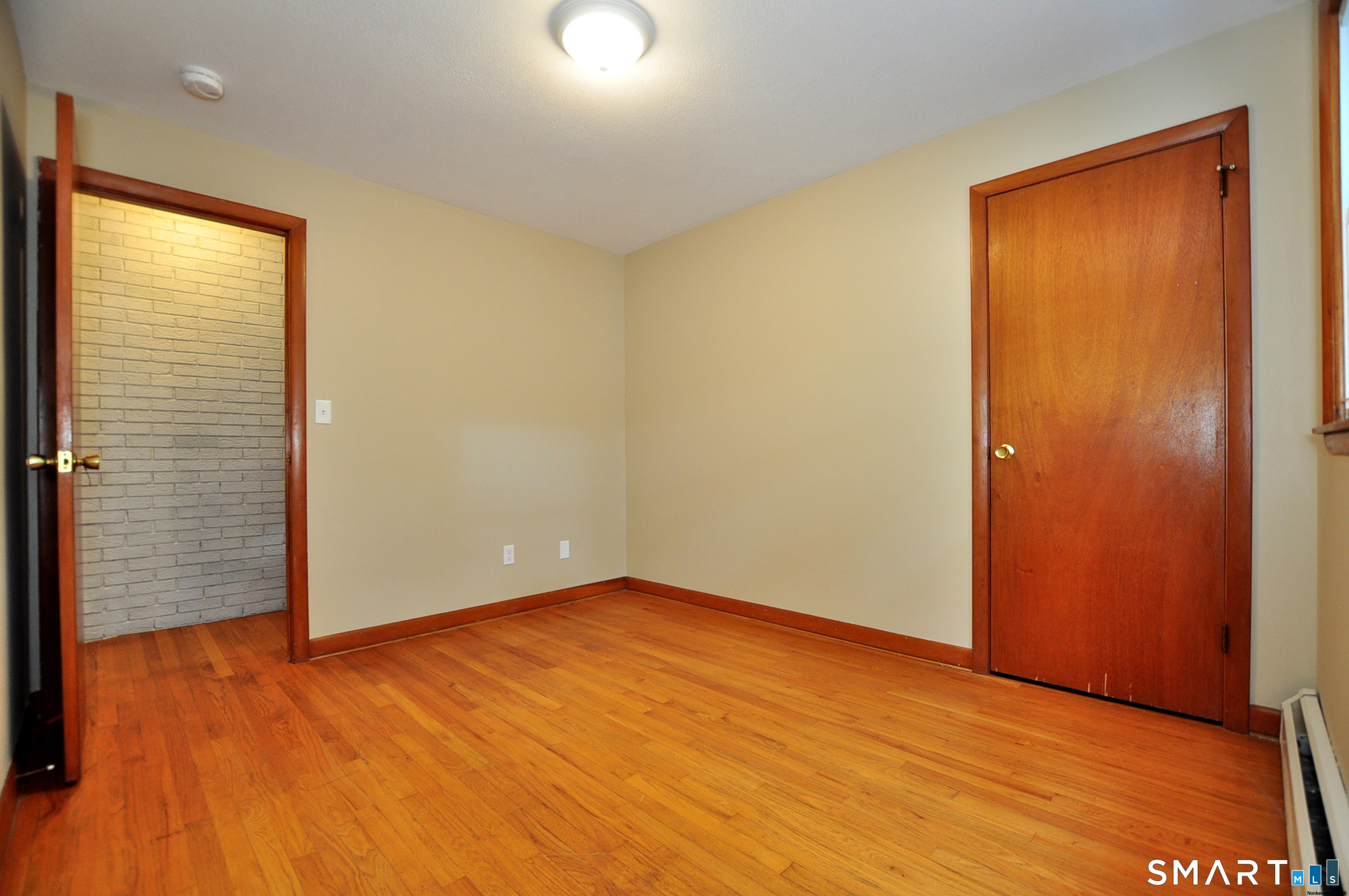 84 Holcomb Street East Granby CT 06026