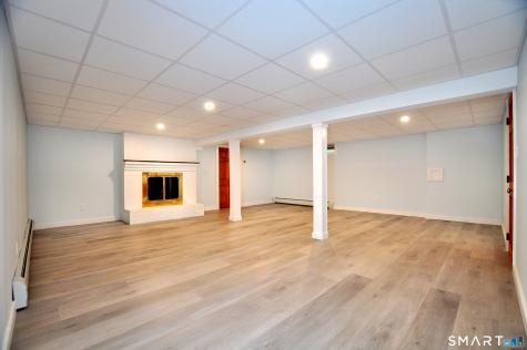 84 Holcomb Street East Granby CT 06026
