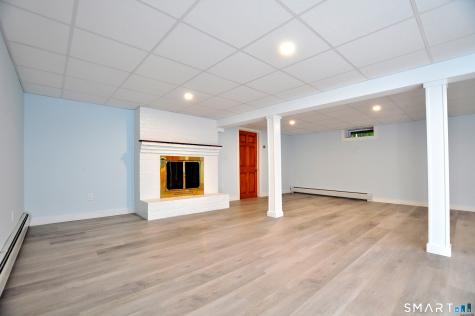 84 Holcomb Street East Granby CT 06026