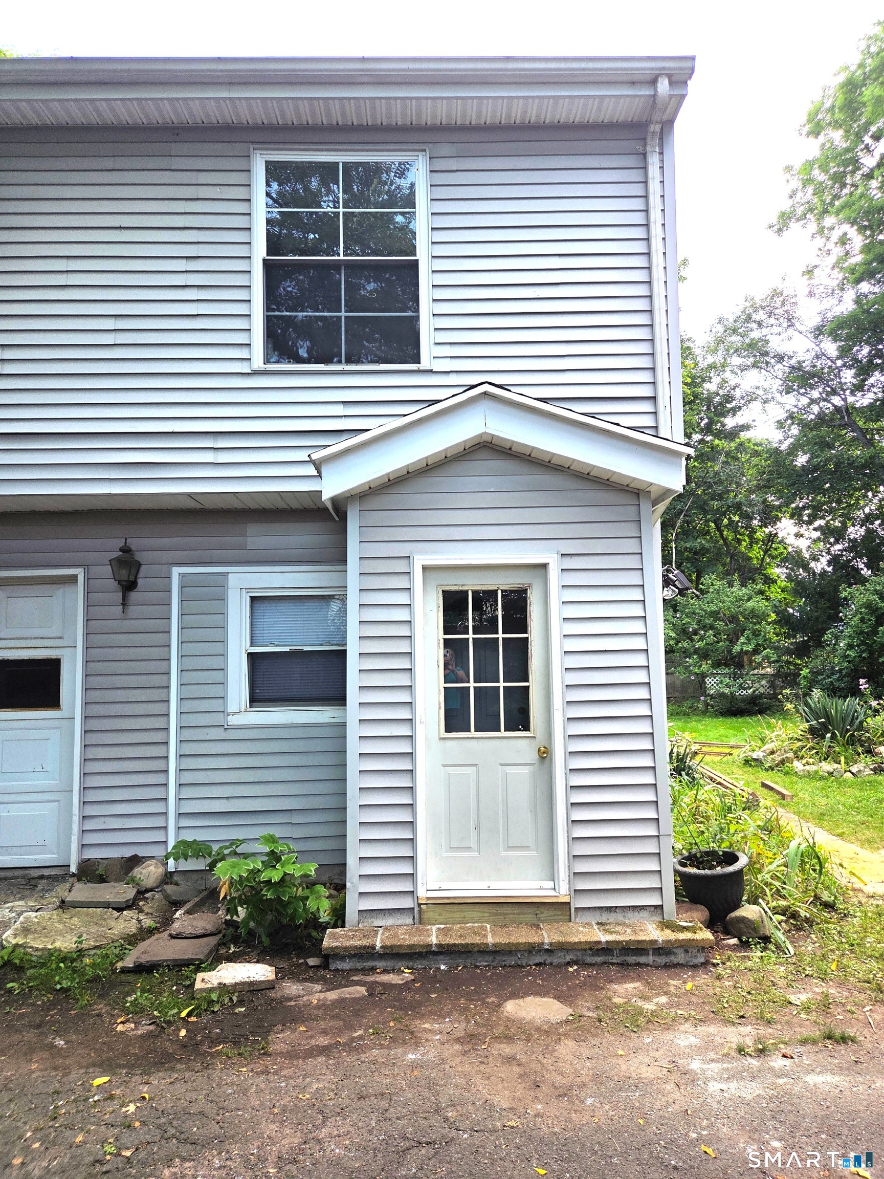 41-VineS Vine Street New Britain CT 06052