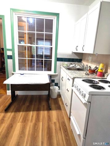 41-VineS Vine Street New Britain CT 06052
