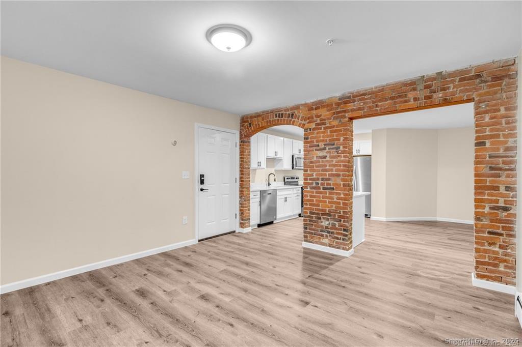 51 Russ Street Hartford CT 06106