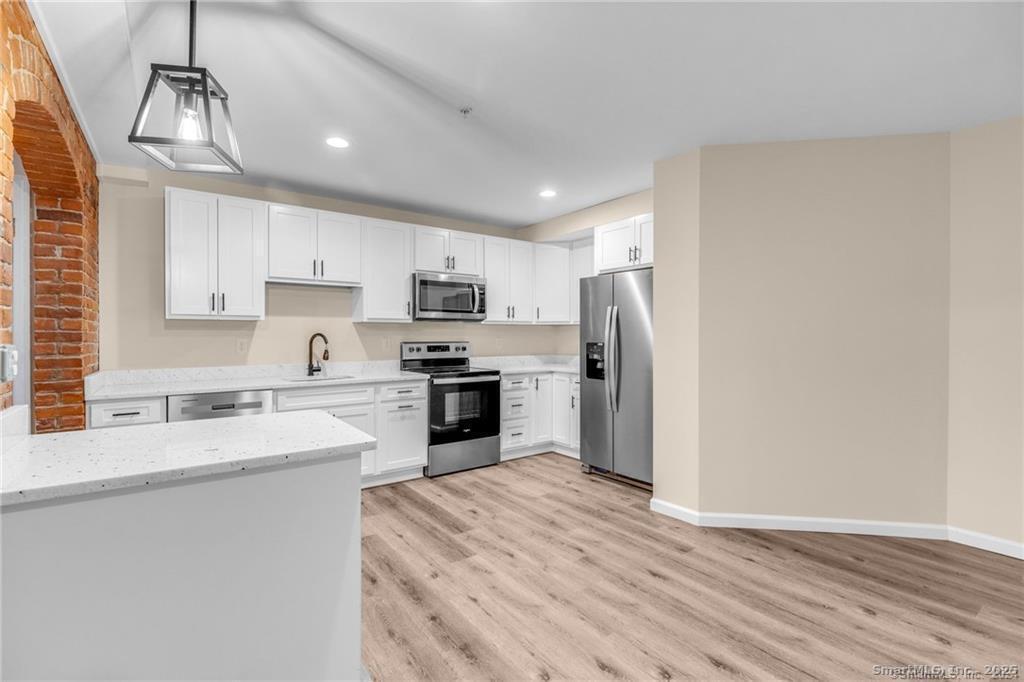 51 Russ Street Hartford CT 06106