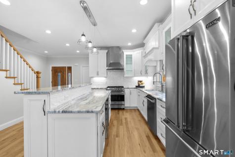 2455 Boston Post Road Guilford CT 06437