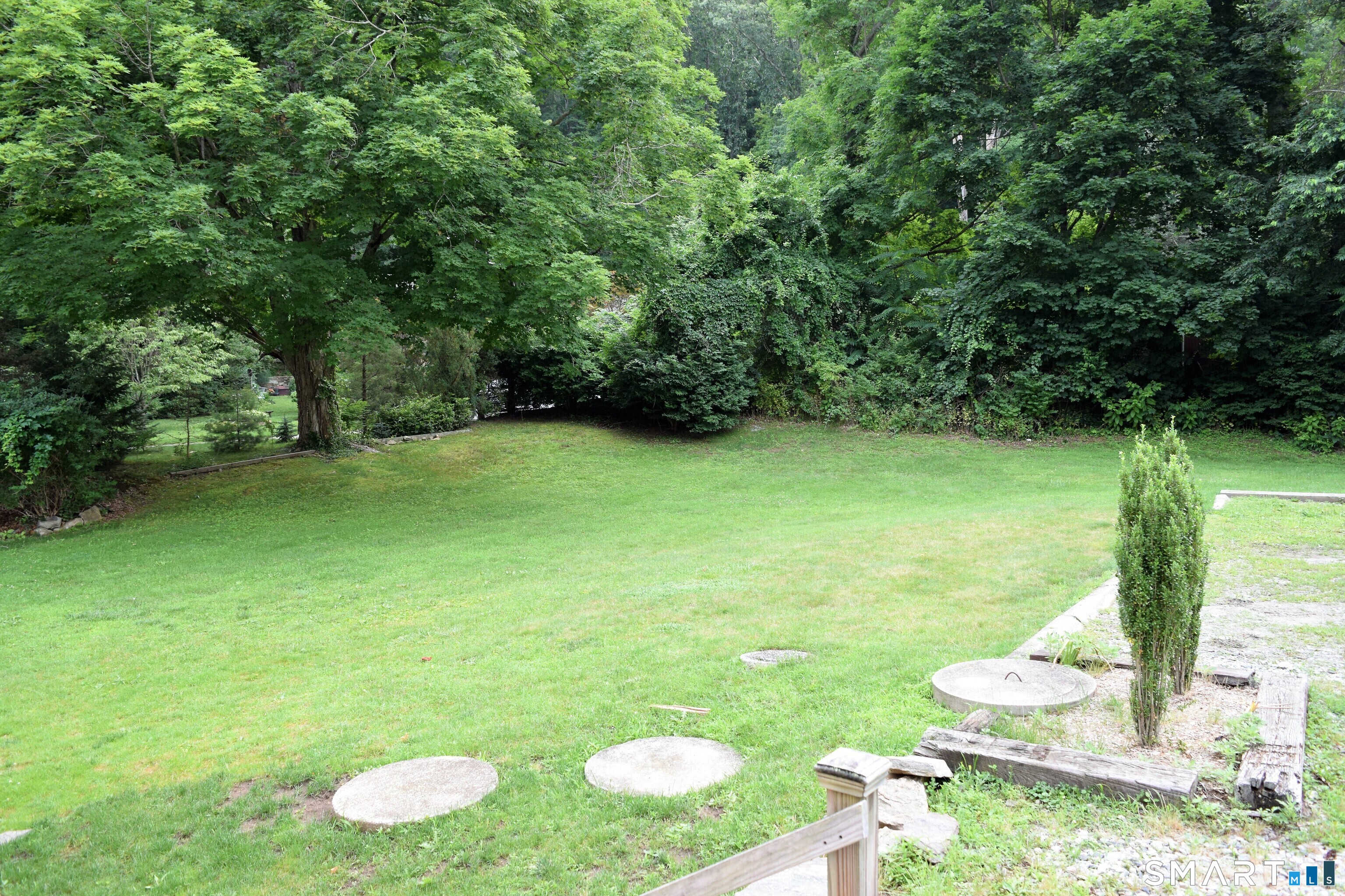 6 Pleasant Street Chester CT 06412