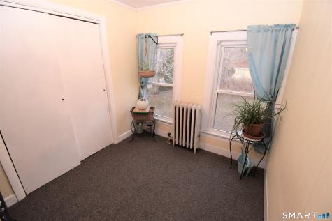 6 Pleasant Street Chester CT 06412