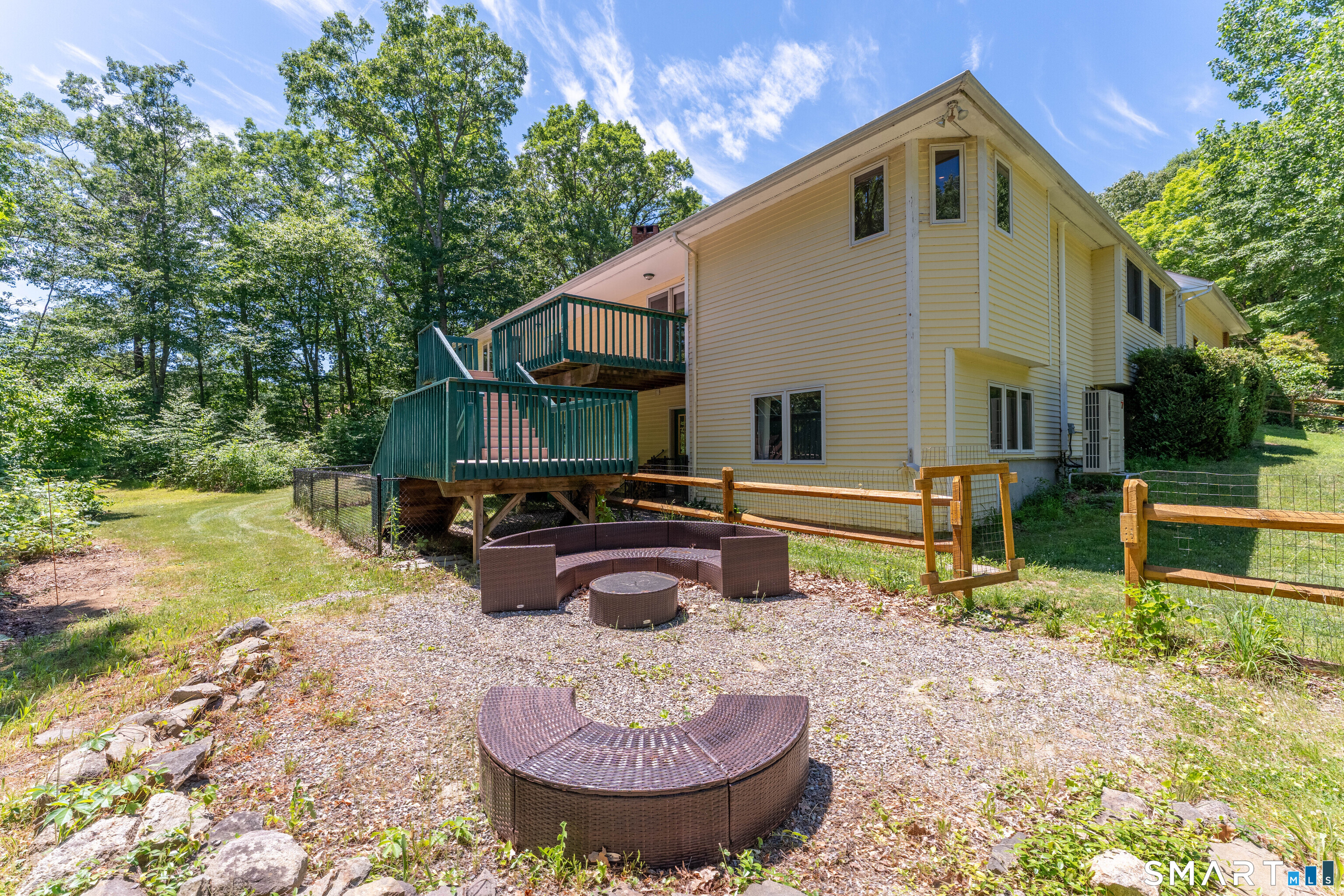 202 West Road Salem CT 06420