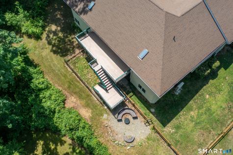 202 West Road Salem CT 06420