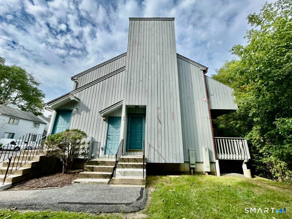 19 Somers Street Danbury CT 06810