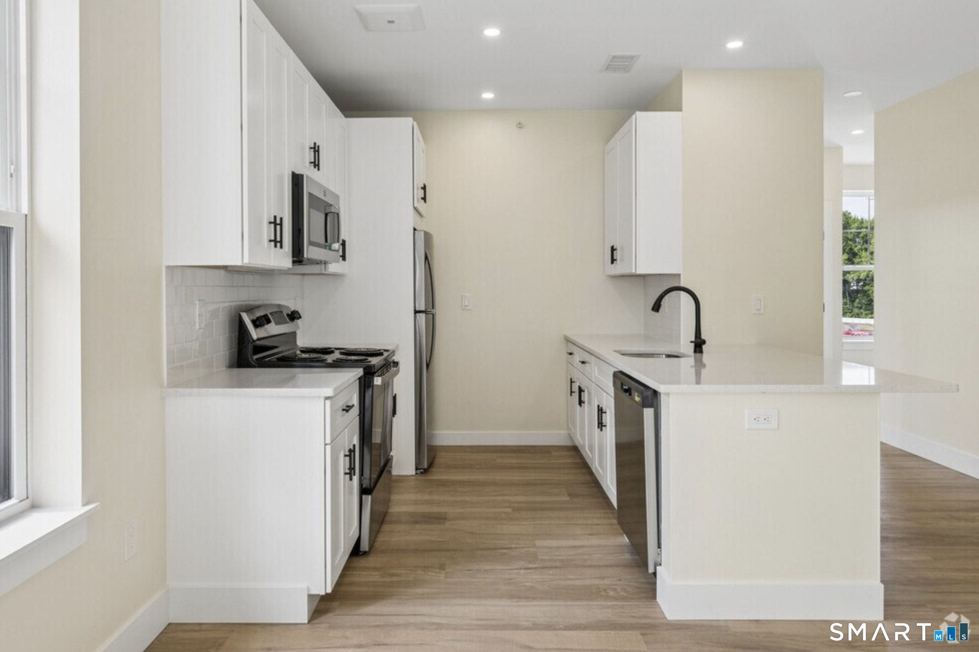 220 East Road Meriden CT 06450