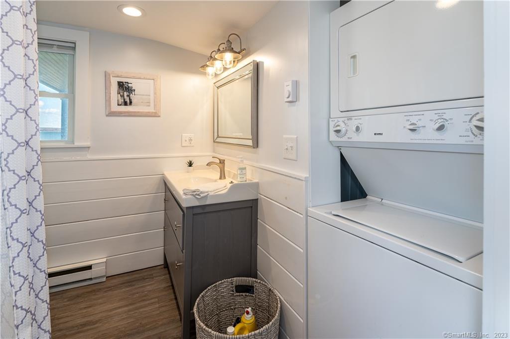 37 Attawan Avenue East Lyme CT 06357