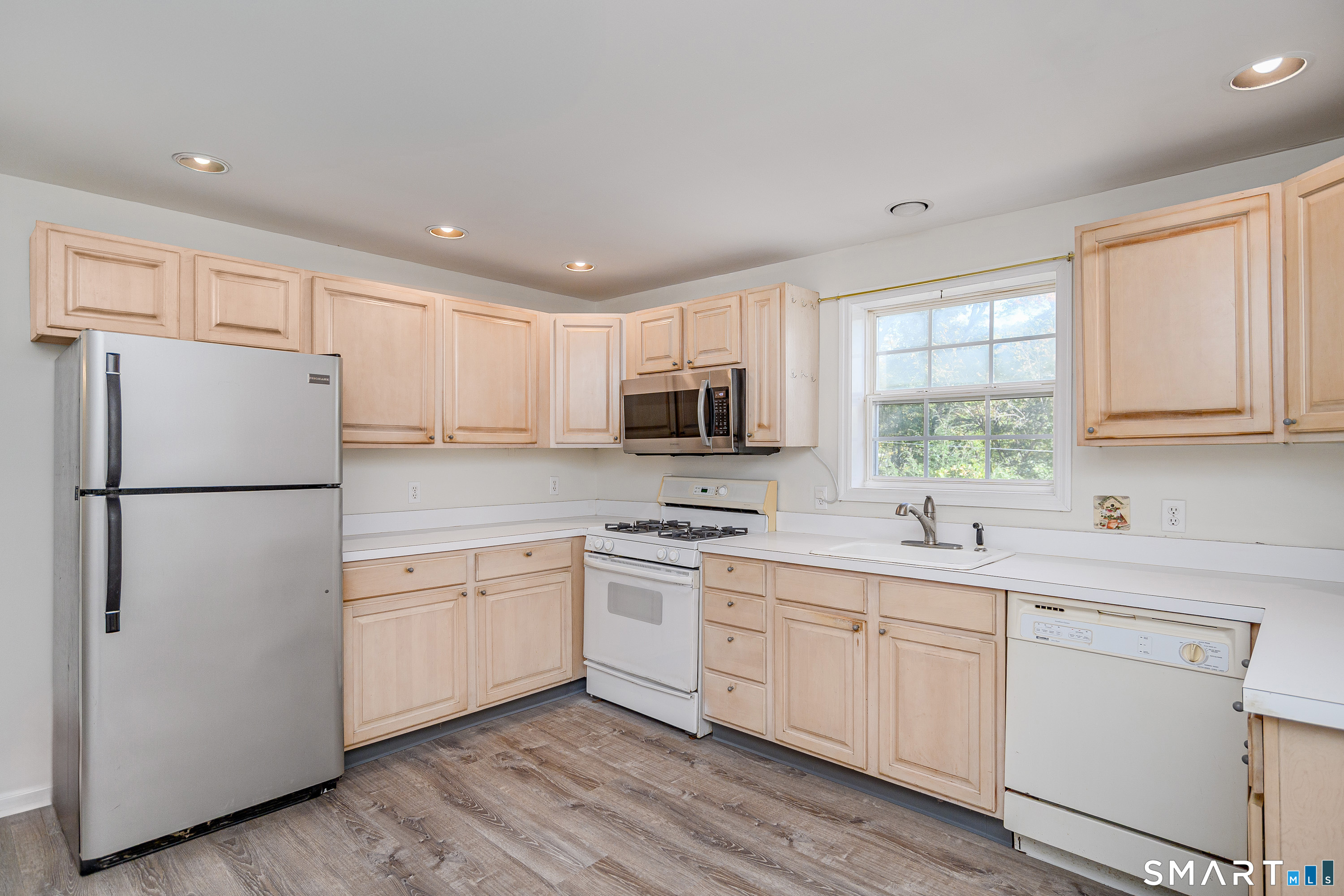 54 Farview Drive Newtown CT 06482