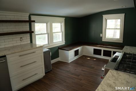 97 Candlewood Road Groton CT 06340