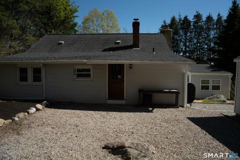 97 Candlewood Road Groton CT 06340