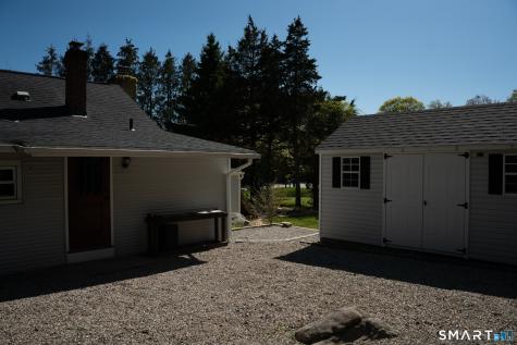 97 Candlewood Road Groton CT 06340