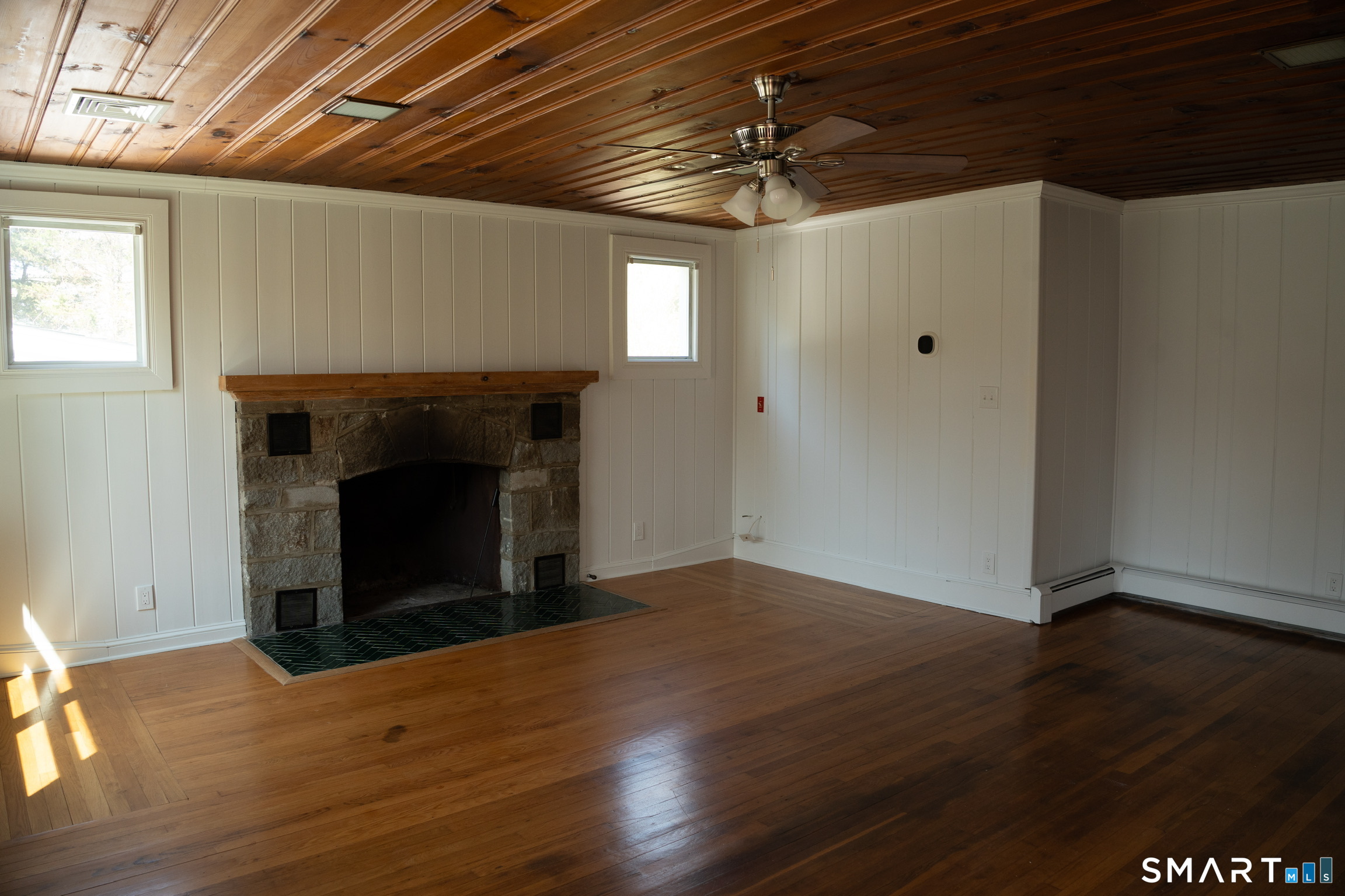 97 Candlewood Road Groton CT 06340