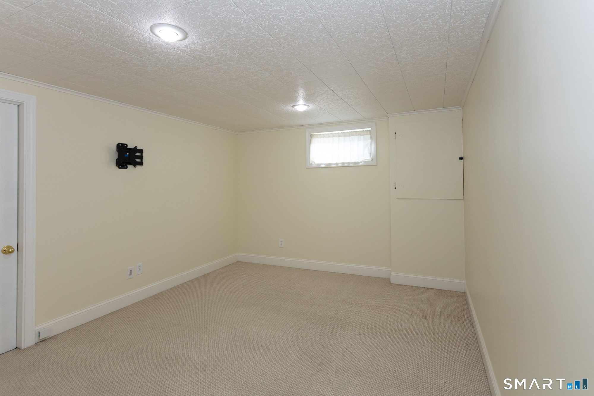135 Camp Avenue Newington CT 06111