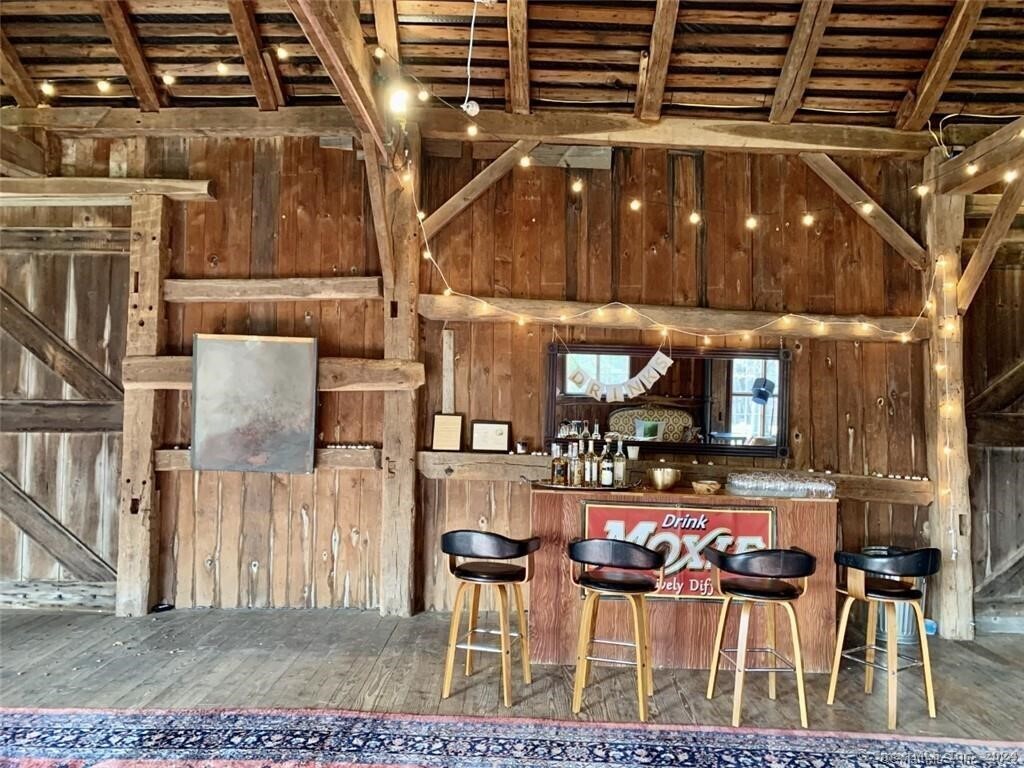 379 Lake Road Warren CT 06777