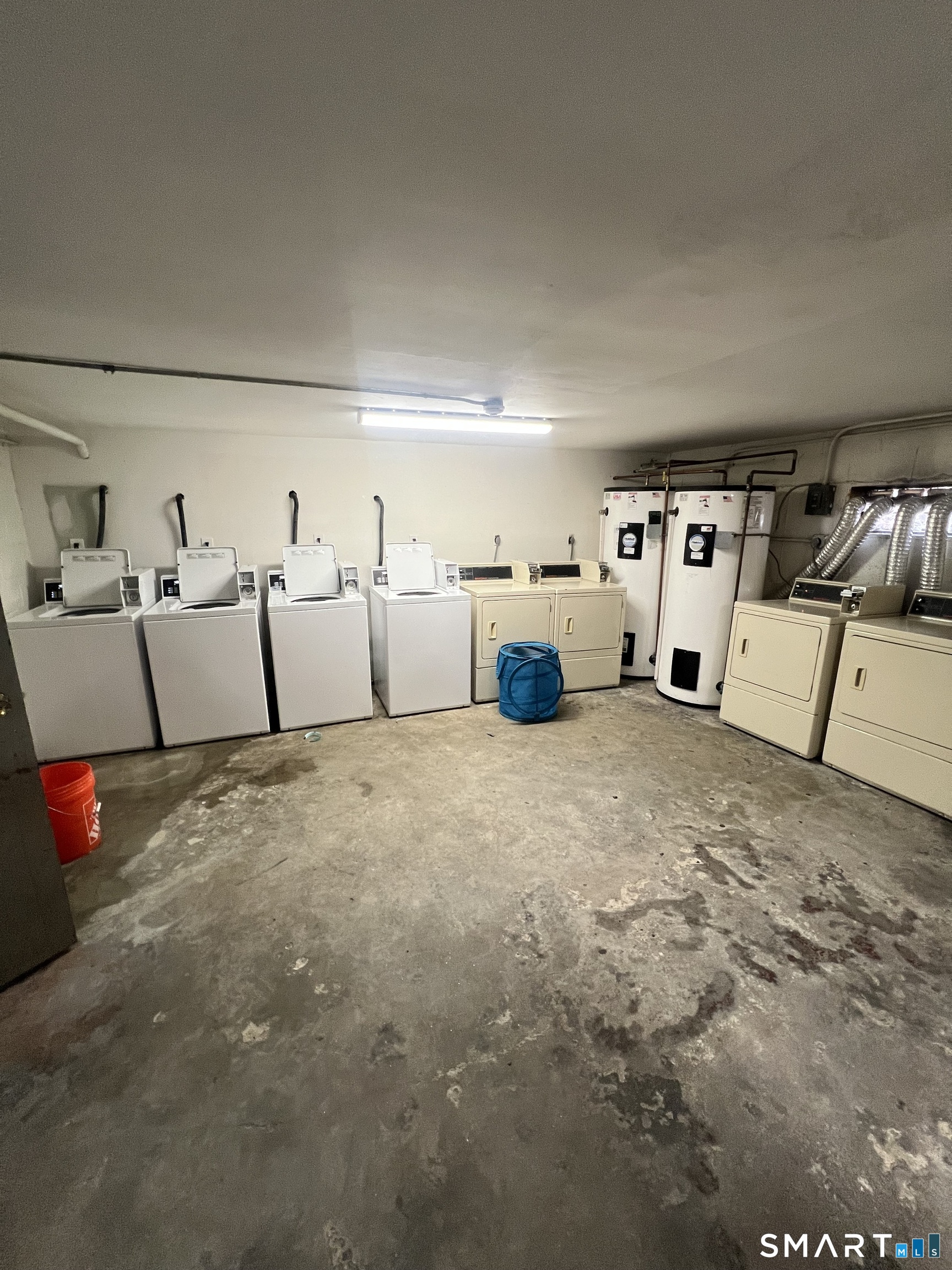 3880 Main Street Bridgeport CT 06606