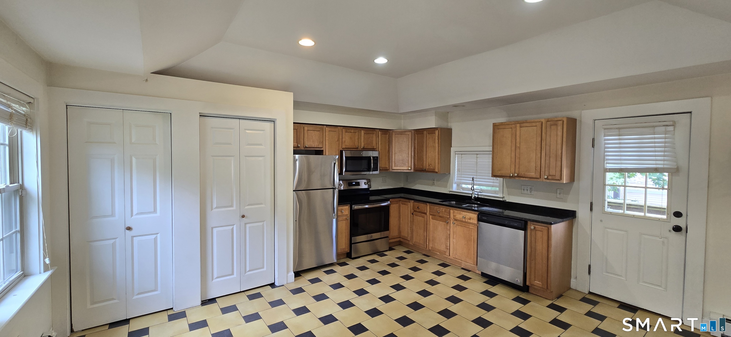 154 Washington Street Norwich CT 06360