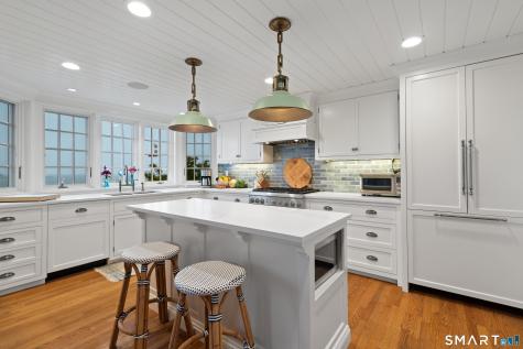 27 Prospect Hill Road Branford CT 06405
