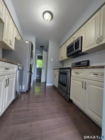 19 Twin Oaks New Milford CT 06776
