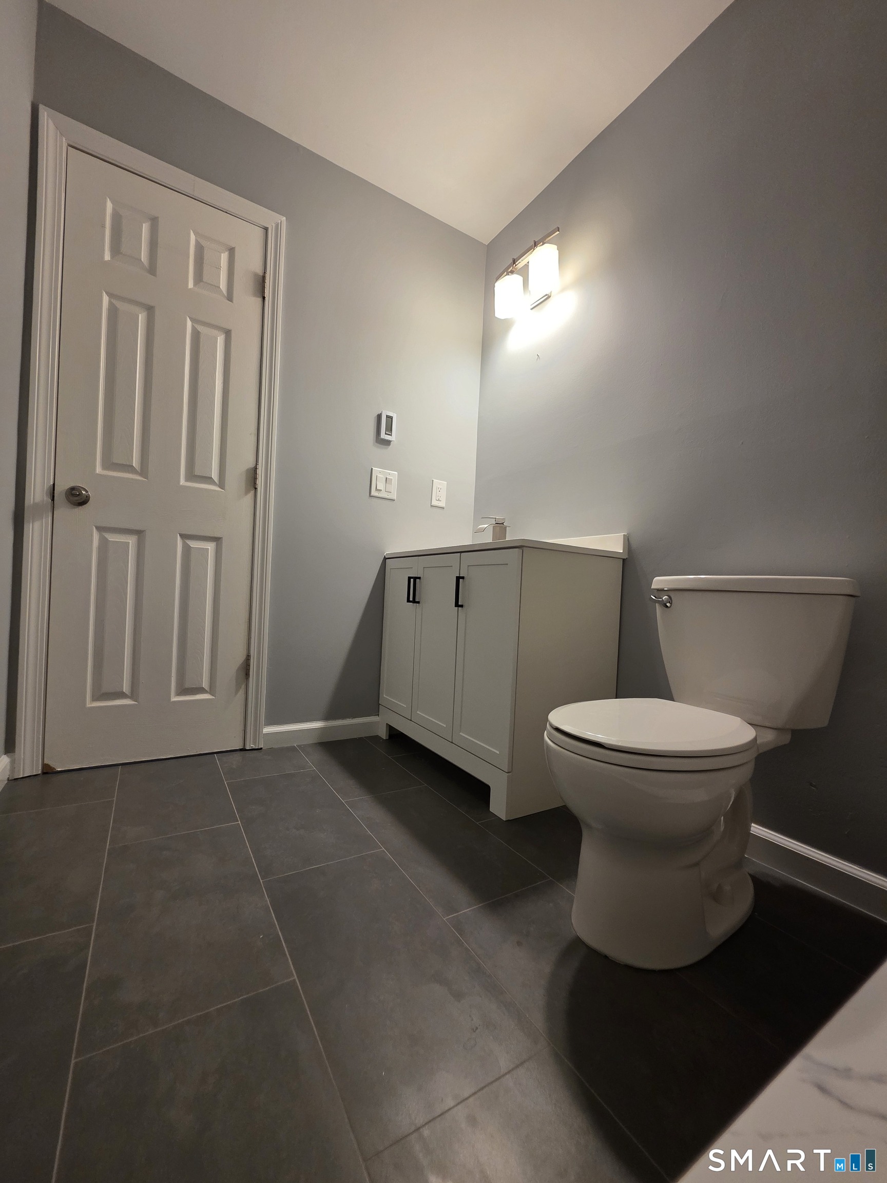 19 Twin Oaks New Milford CT 06776