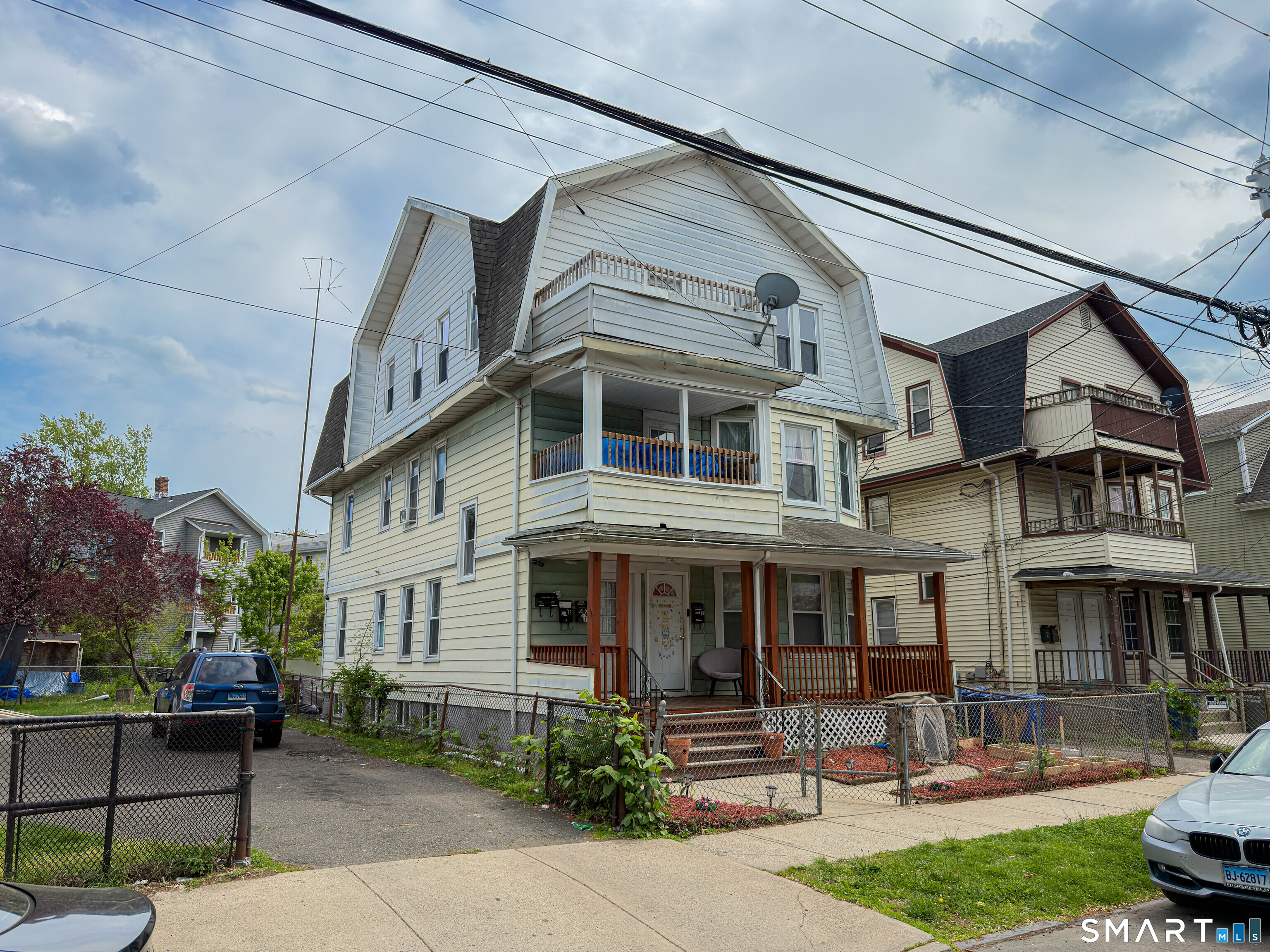 15 Elmwood Avenue Bridgeport CT 06605