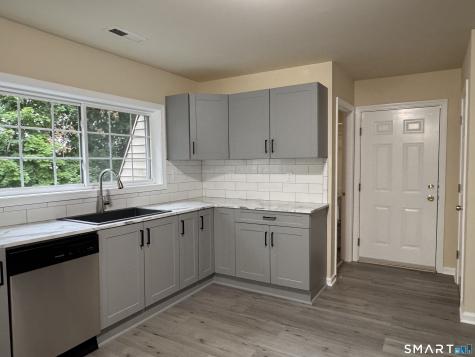 5 Meadow Street Naugatuck CT 06770