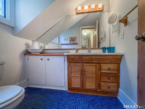 29 Holiday Point Road Sherman CT 06784