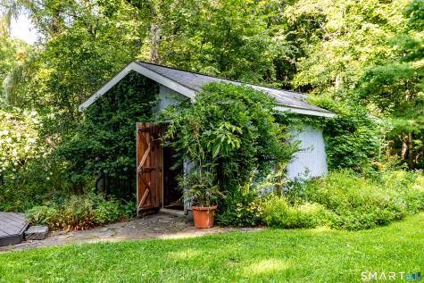 29 Holiday Point Road Sherman CT 06784