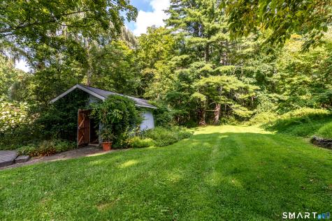 29 Holiday Point Road Sherman CT 06784