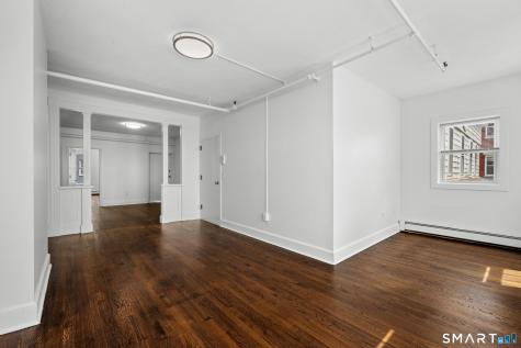 187 Bank Street New London CT 06320